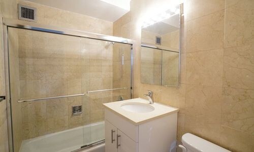Building Photo - 330 E 58th St