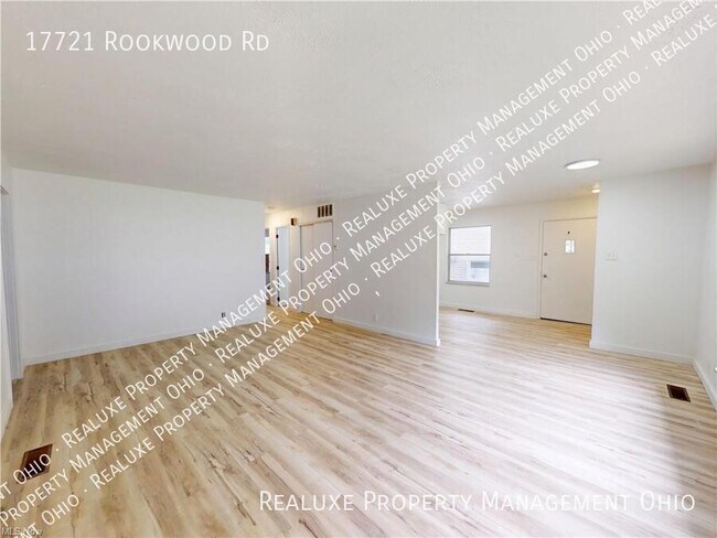 Foto del edificio - 17721 Rookwood Rd