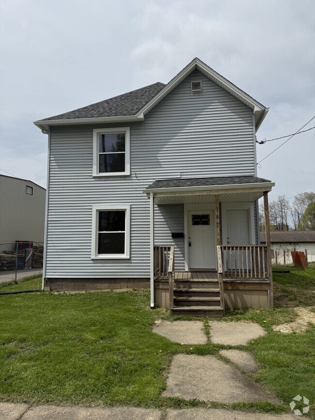 Building Photo - 147 Linden Ave NE