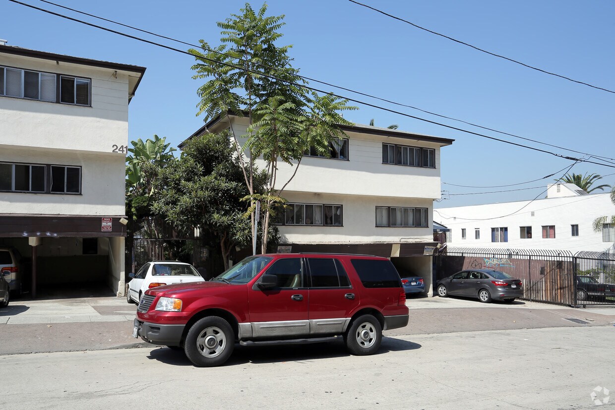 Building Photo - 237 S Westlake Ave