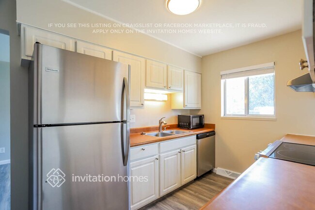 Foto del edificio - 16932 E Bates Ave