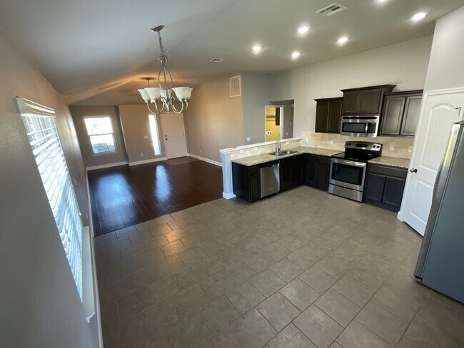 Foto del edificio - COMING SOON: Beautiful 3BR/2BA Home in Jop...