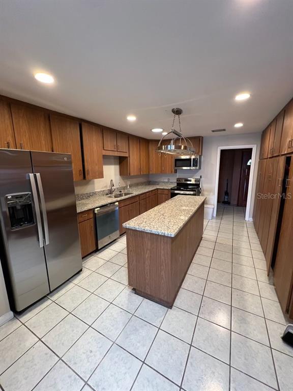Building Photo - 520 Windermere Dr