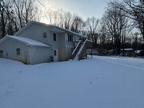 Building Photo - 109 Brylin Dr