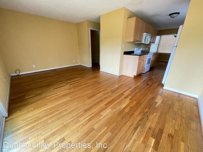 Building Photo - 4 br, 3.5 bath House - 703-A Edwards St.