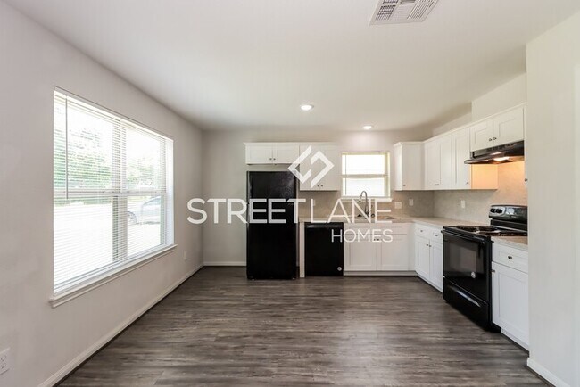 Building Photo - Charming 3 Bedroom in Houston!
