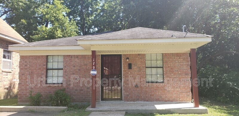 Photo - 812 Edith St