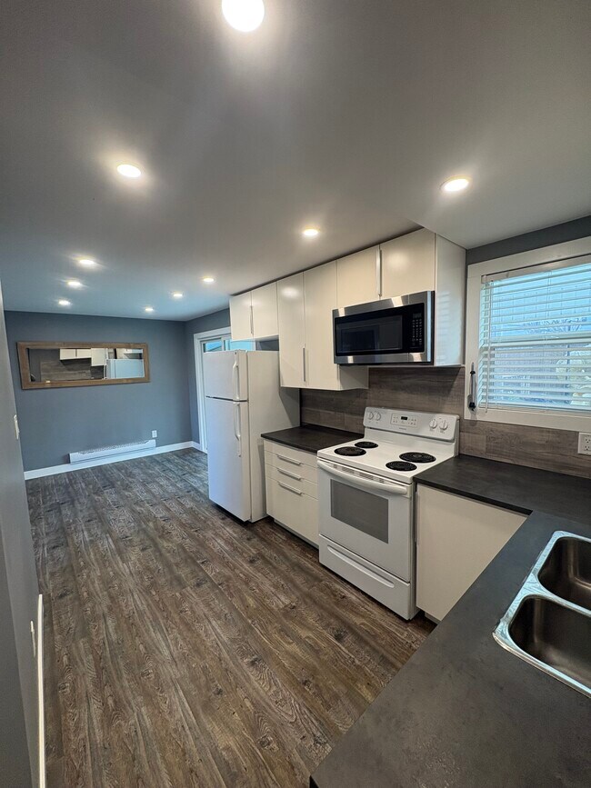 Photo du bâtiment - 7152 Richardson Av