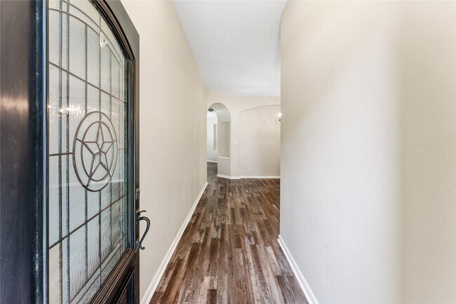 Foto del edificio - 5935 Sawyer Bend Ln