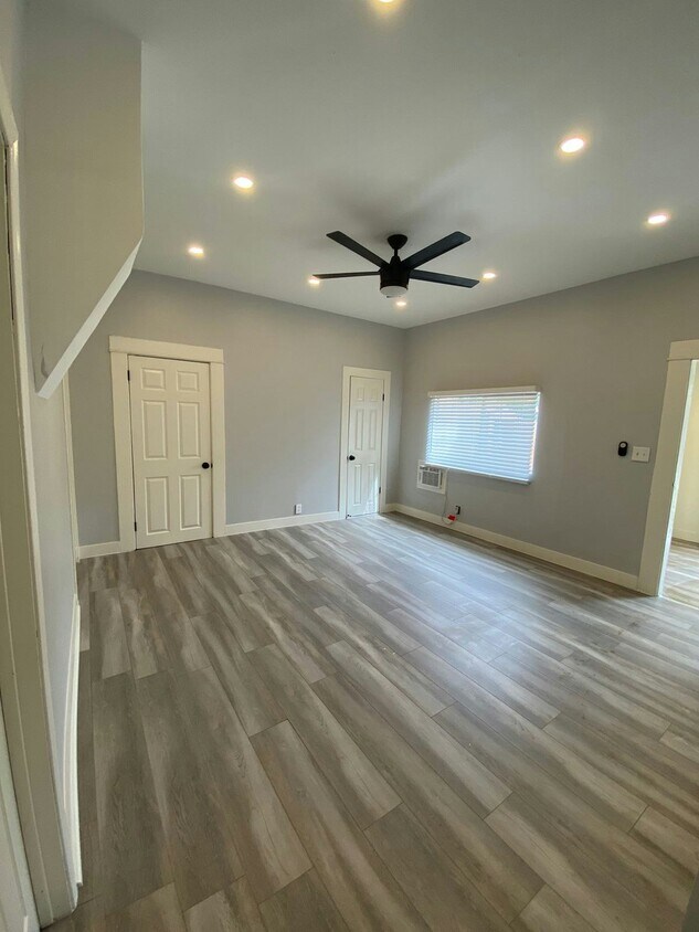 Photo - 3382 Eucalyptus Avenue, Unit B