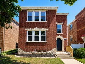 Building Photo - 1637 Elmwood Ave