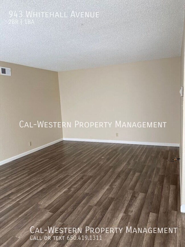 Foto del edificio - 943 Whitehall Ave