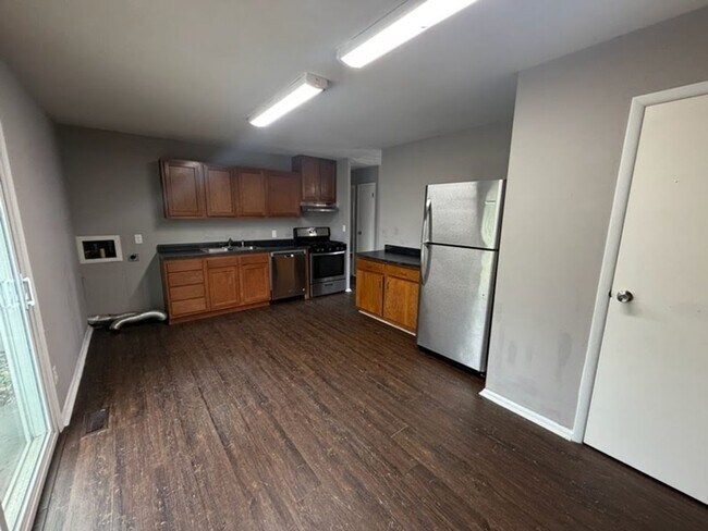 Foto del edificio - 3212 Kimberly Dr