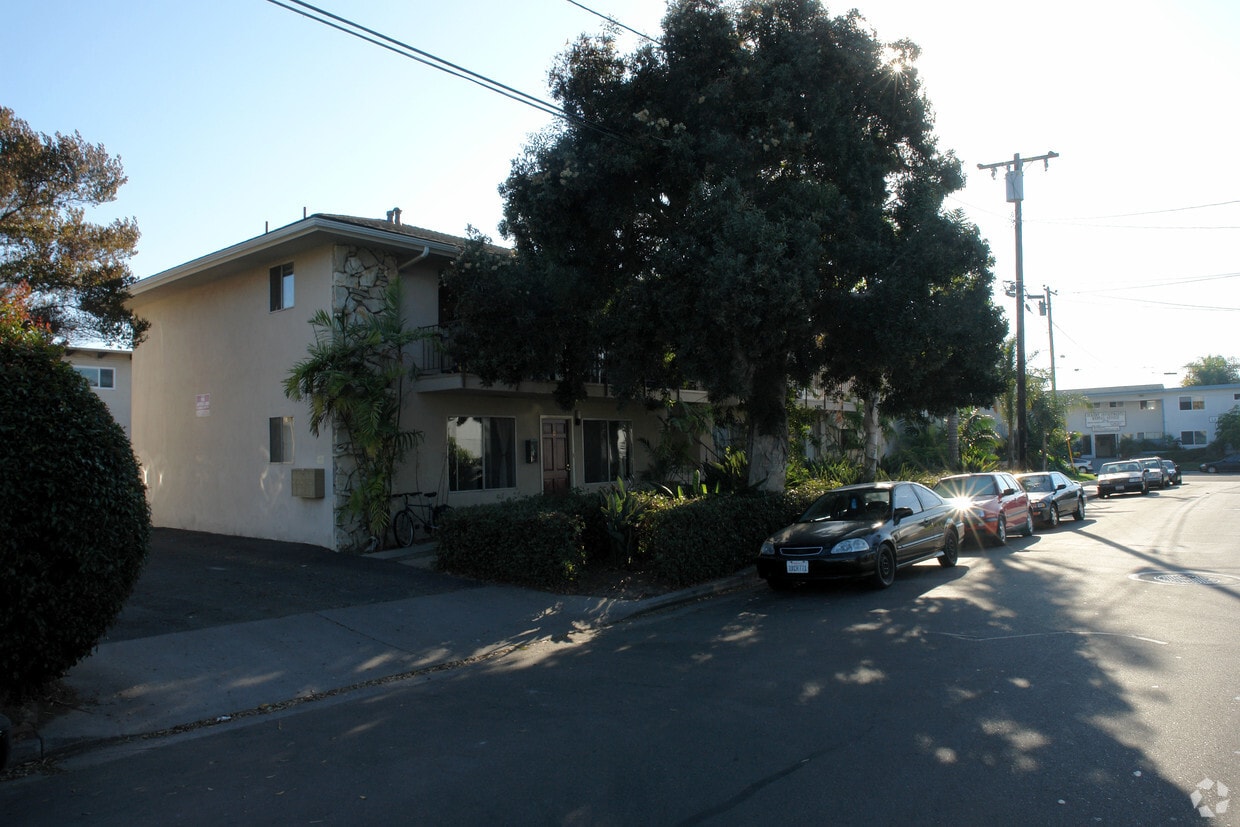 Building Photo - 6591 Cordoba Rd