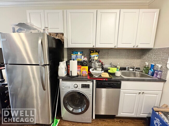 Foto del edificio - 2541 N Seminary Ave