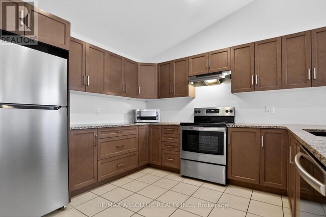 Building Photo - 15 Seabert Dr
