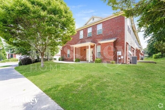Building Photo - 969 Treymont Way SW