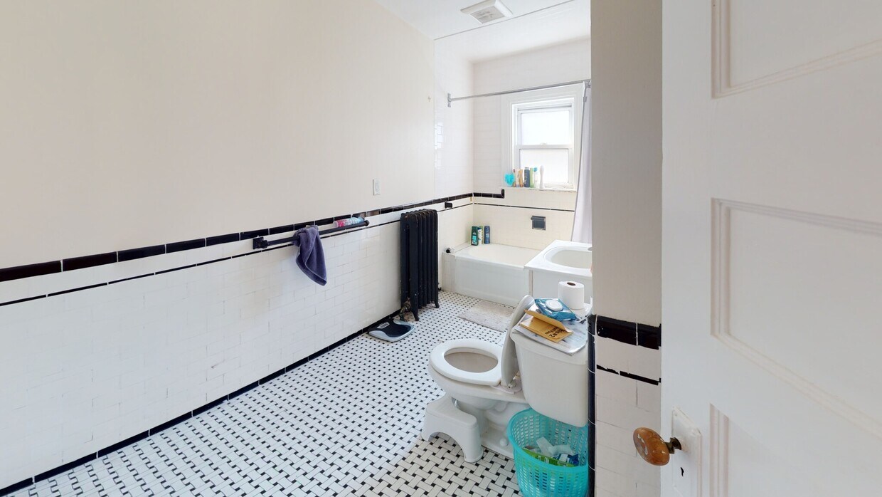 Foto principal - 96 Columbia St
