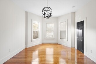 Building Photo - 53 Copeland St Building Photo - 53 Copeland St