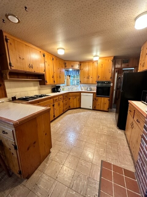 Building Photo - 22785 Ave 184
