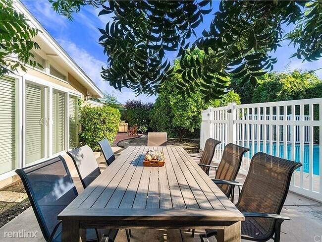 Foto del edificio - 3 br, 2 bath House - 11671 Jewel Ln