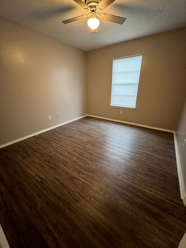 Building Photo - 2719 Sprucewood