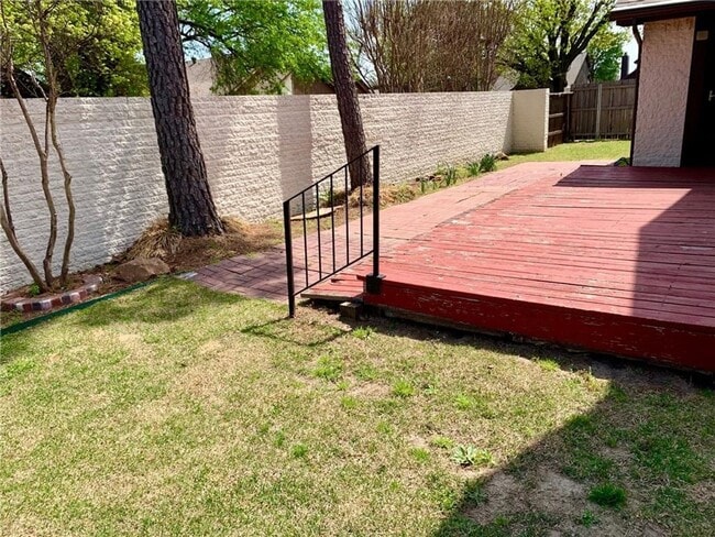 Photo - Perfect Location & Worry Free Living! House