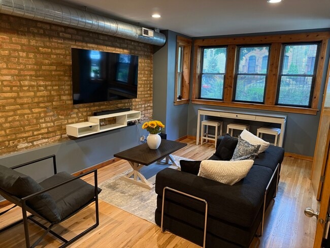 Foto del edificio - 4104 N Mozart St