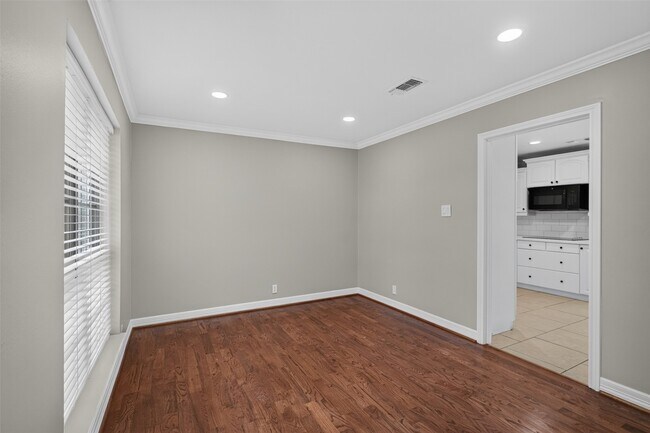 Foto del edificio - 1503 Shannon Valley Dr
