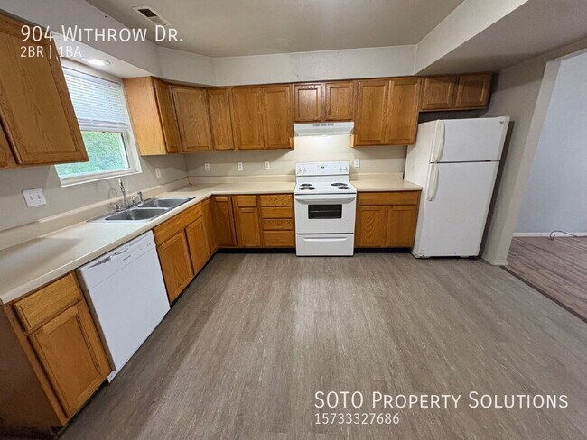 Foto del edificio - 904 Withrow Dr
