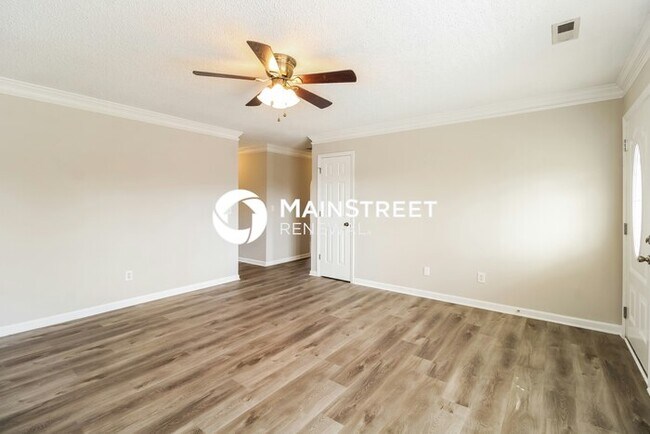 Building Photo - 3 Bedroom Pet-Friendly Home in Winston-Sal...
