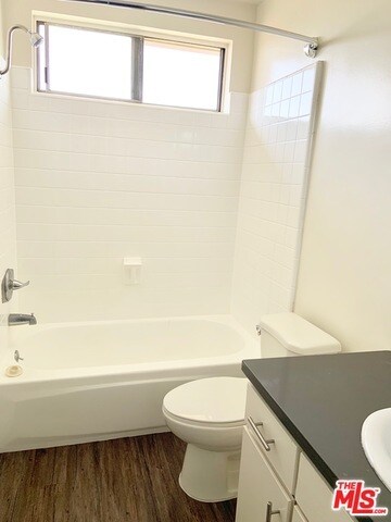 Foto del edificio - 142 N Hoover St
