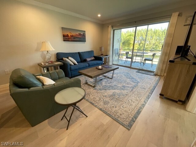 Foto del edificio - 501 Forest Lakes Blvd
