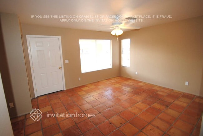 Building Photo - 1456 W Runion Dr