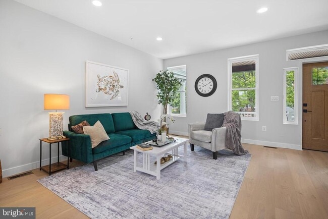 Building Photo - 4212 7th St NW
