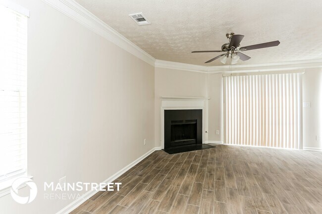 Foto del edificio - 6621 Ivy Log Dr SW