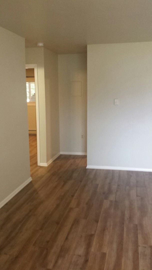 Building Photo - 2 br, 1 bath House - 234 3rd Ave. W. #1N