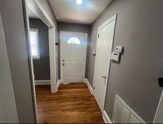 Building Photo - 1504 Russel Ave, Charlotte, NC 28216