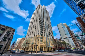 Building Photo - 1250 S Michigan Ave
