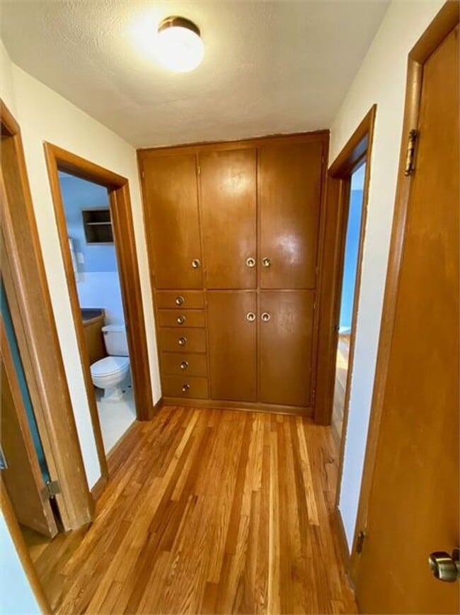 Foto del edificio - Charming 2 bedroom / 1 bath duplex for ren...