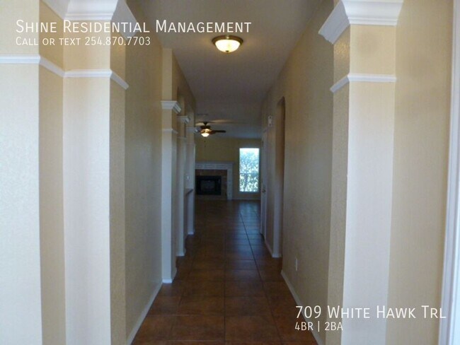 Foto del edificio - 709 White Hawk Trl