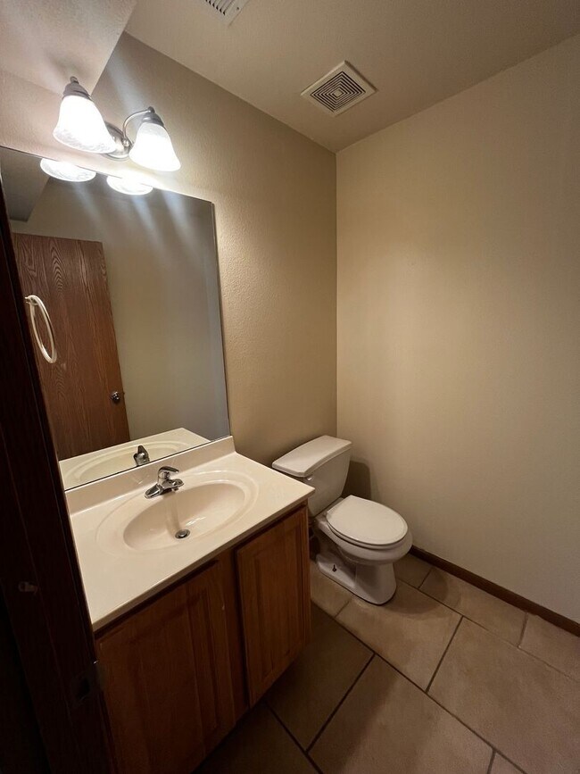 Interior Photo - The Falls of Columbia