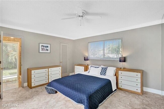 Foto del edificio - 3 br, 2 bath House - 4061 NE 26th Ave