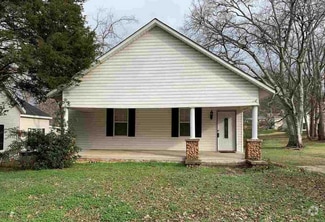 Building Photo - 204 Church Ave SE
