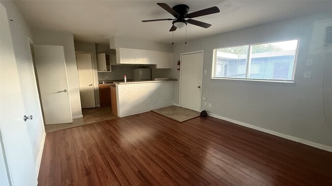 Foto del edificio - 1849 Richmond Ave.