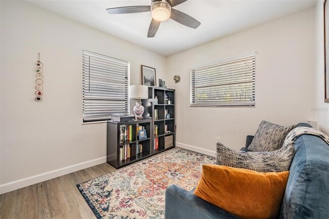 Foto del edificio - 1816 Bayou Grande Blvd NE