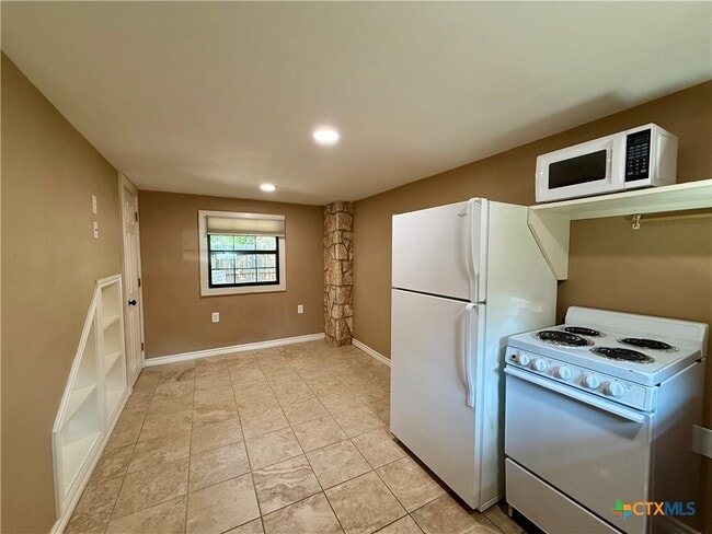 Foto del edificio - 1133 Belvin St