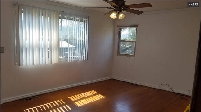 Foto del edificio - 143 Latimer Rd