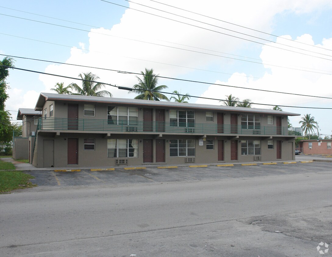 Foto del edificio - 844 NW 11th Ave