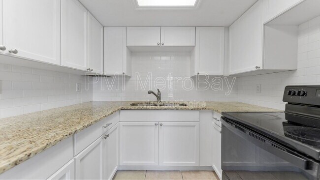 Foto del edificio - 309 W South Ave